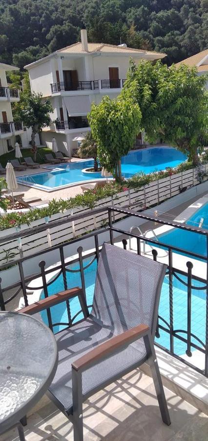 Hotel Oasis Parga Exterior foto