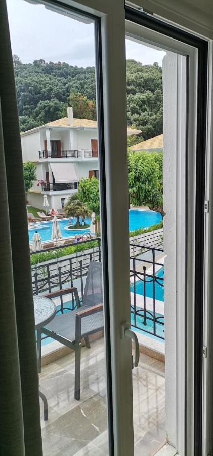 Hotel Oasis Parga Exterior foto